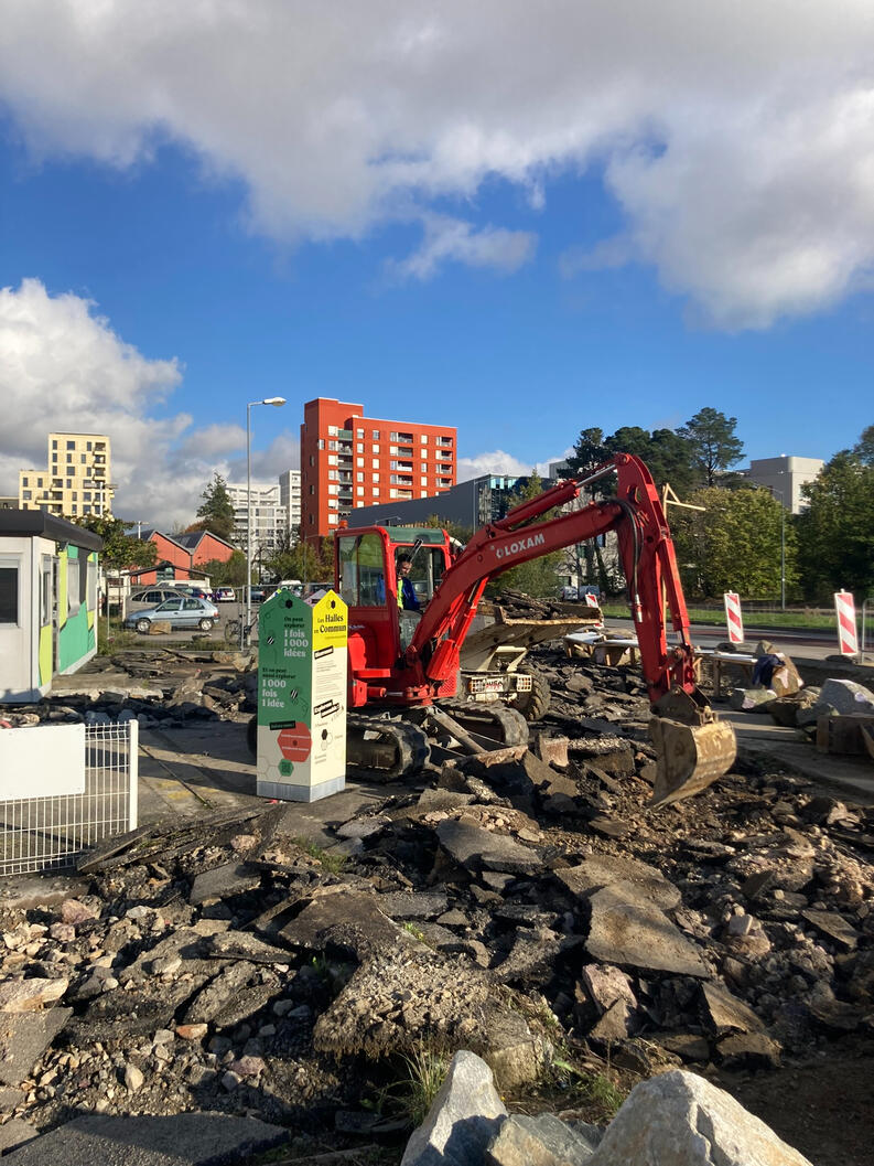 L'ENTRÉE DES HALLES EN COMMUN
